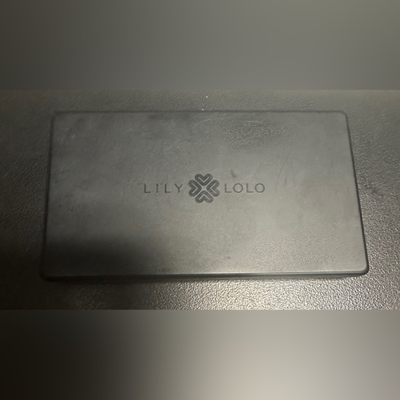Lily Lolo sculpt and flow contour duo - Picture 2 of 3